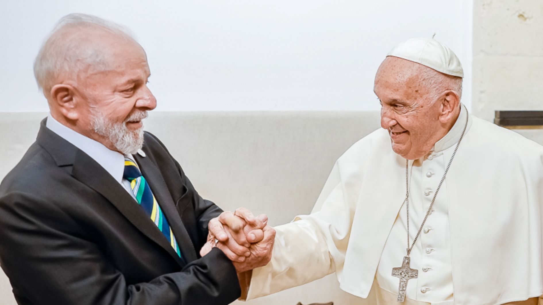Lula Lamenta a Morte do Papa Francisco: "Compartilhamos Ideais de Paz, Igualdade e Justiça"