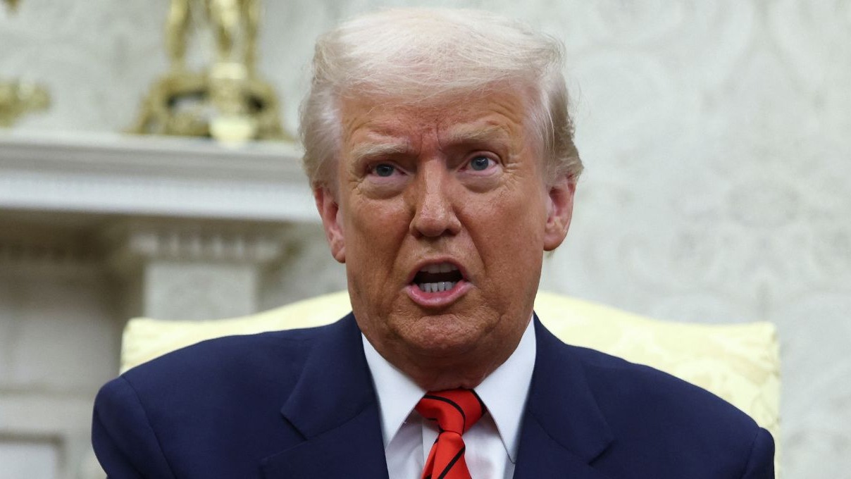 Trump Eleva Tom Contra Putin: "Pare de Atirar, Sente e Assine um Acordo!"